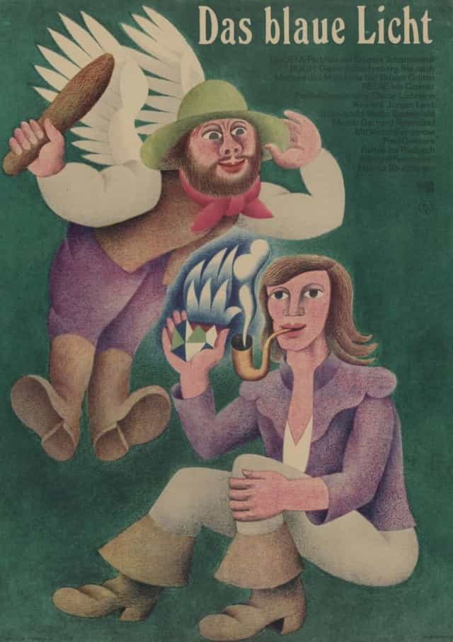 5596