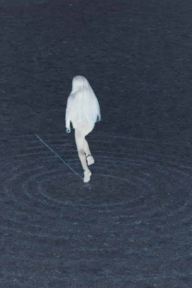 843007