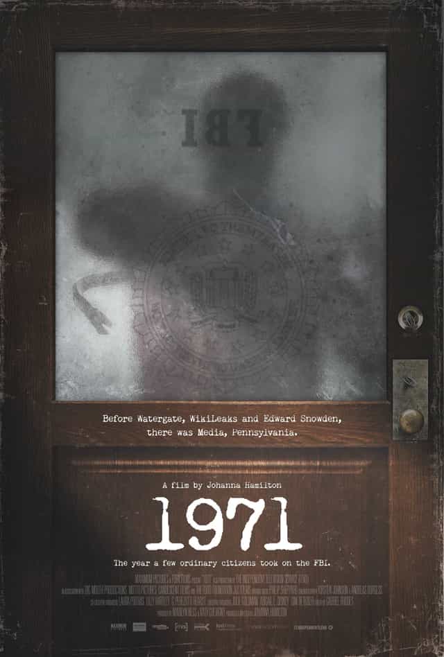 261855