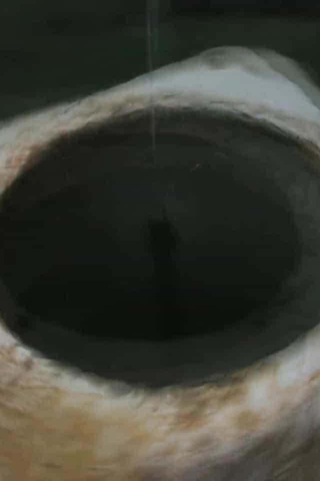 377571