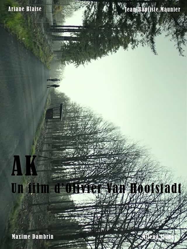 424592