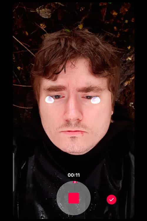 1669318