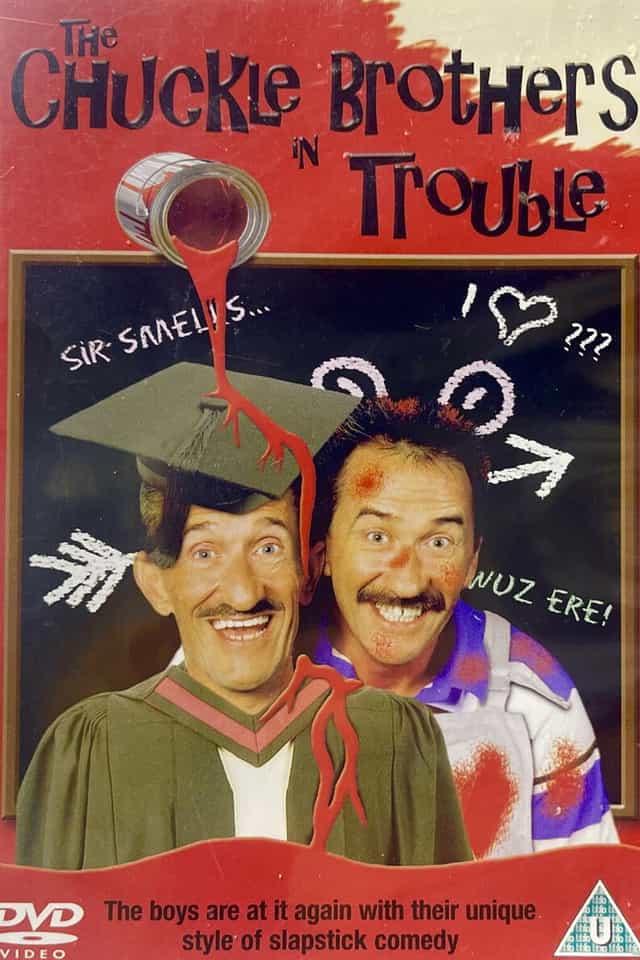 1272568