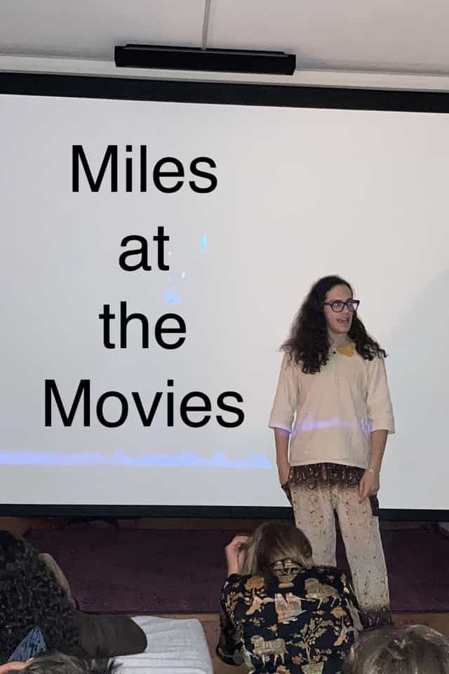 982093
