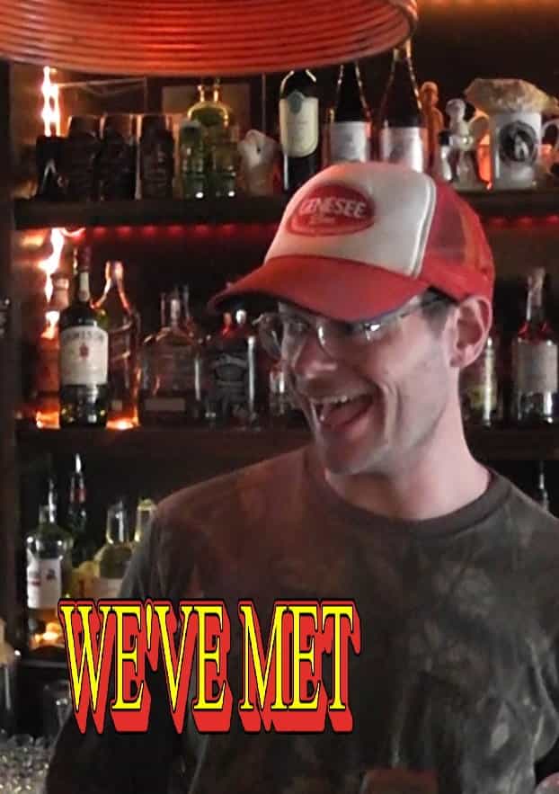 1371894