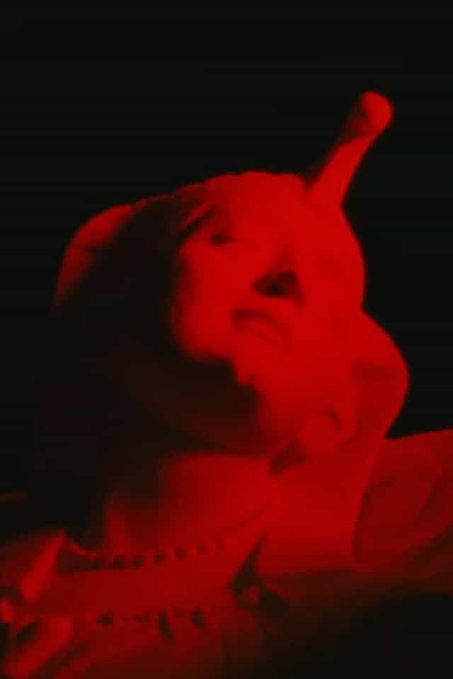 1401374