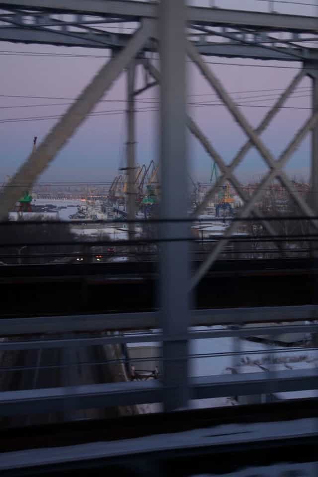 633846