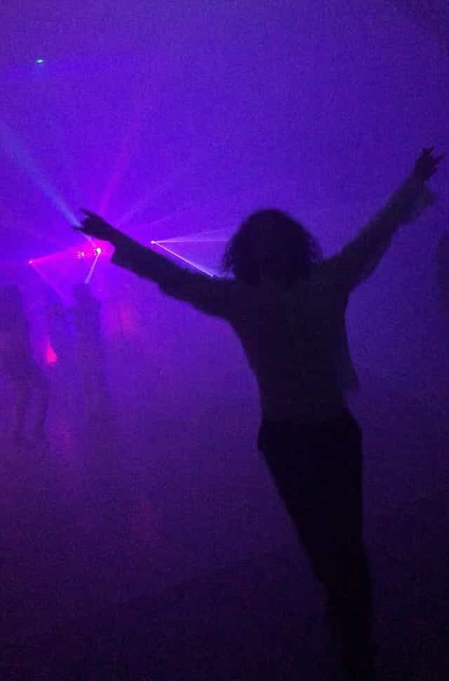 1611768