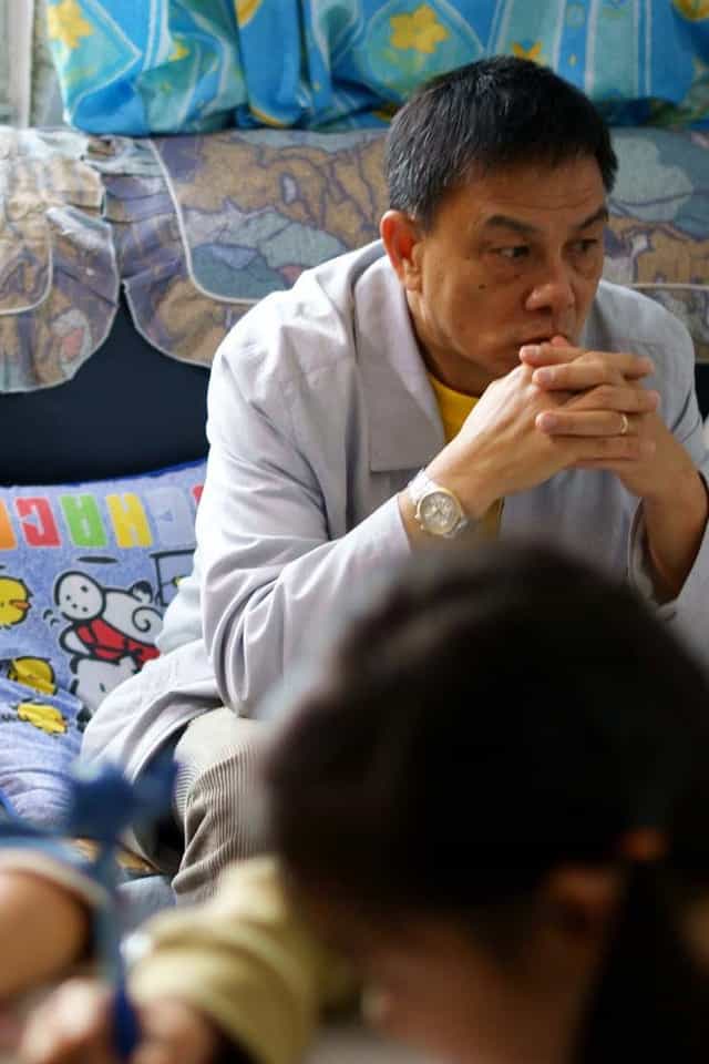 1625537