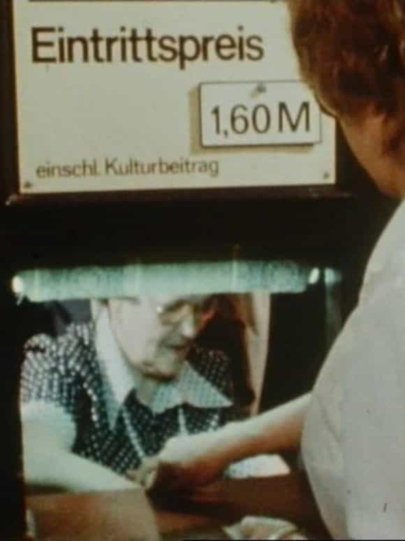474283
