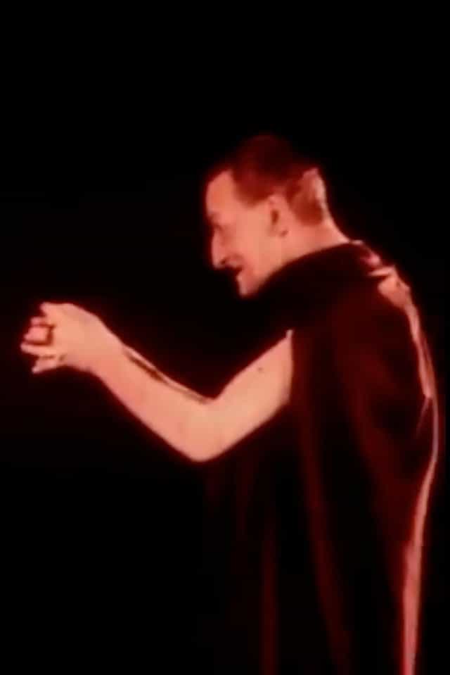 657618