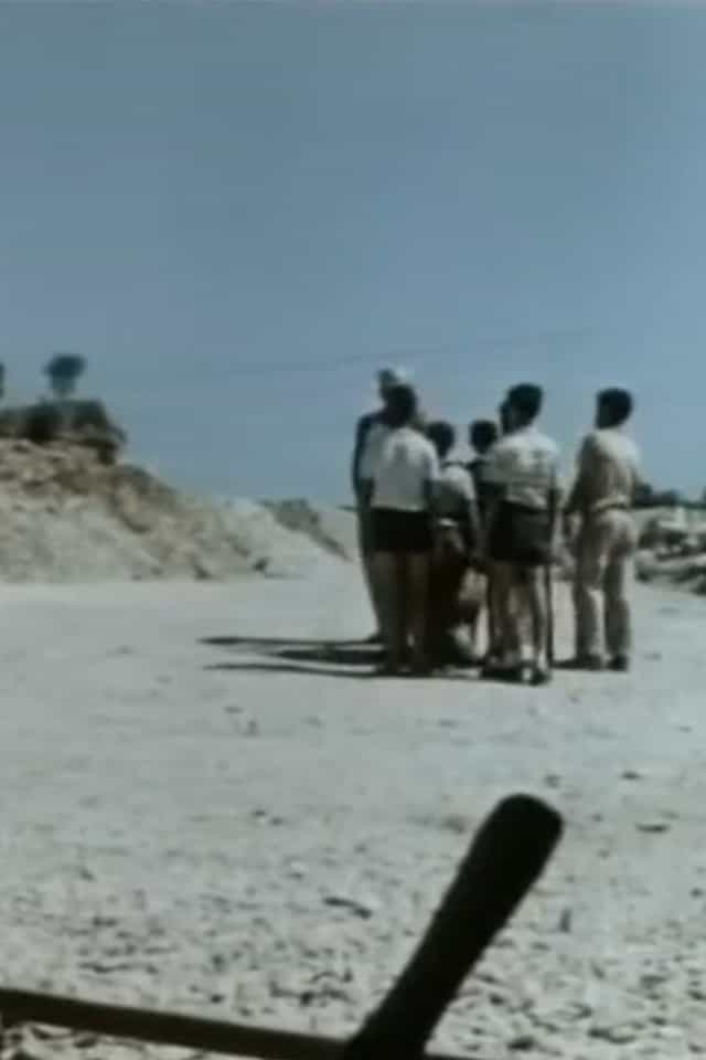 473123
