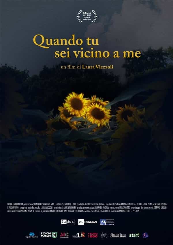 887714