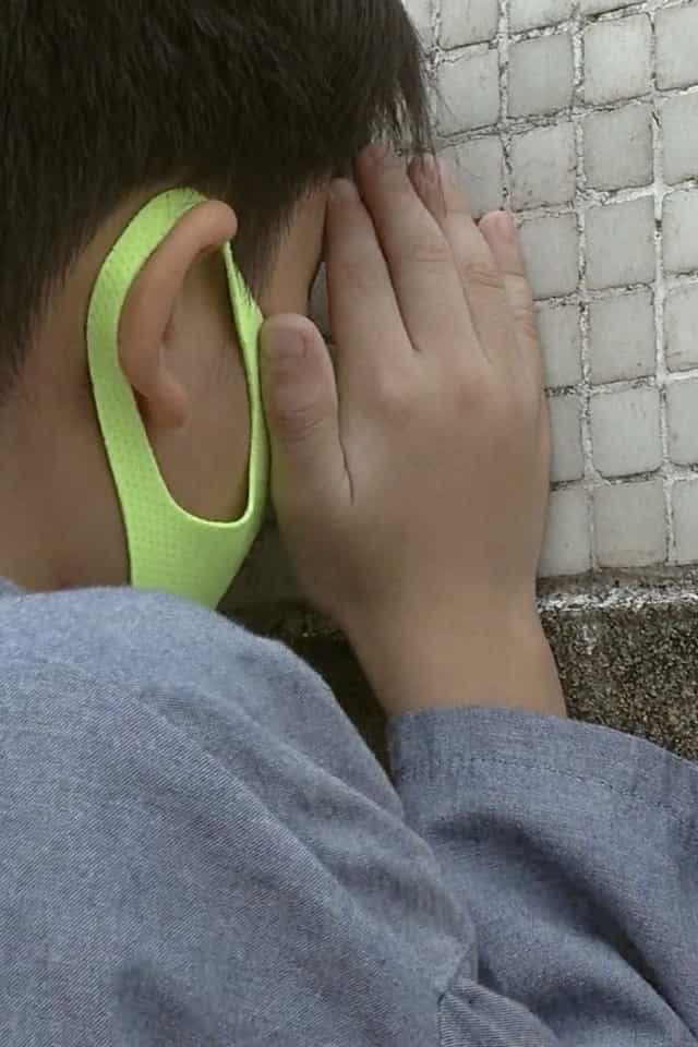 1099825
