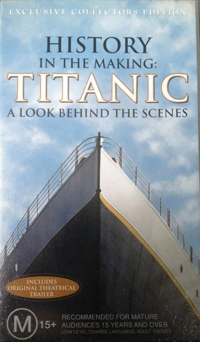 659379