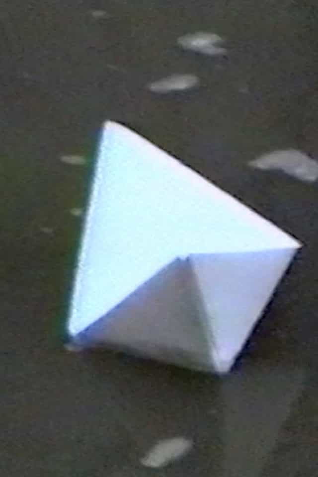 1084899