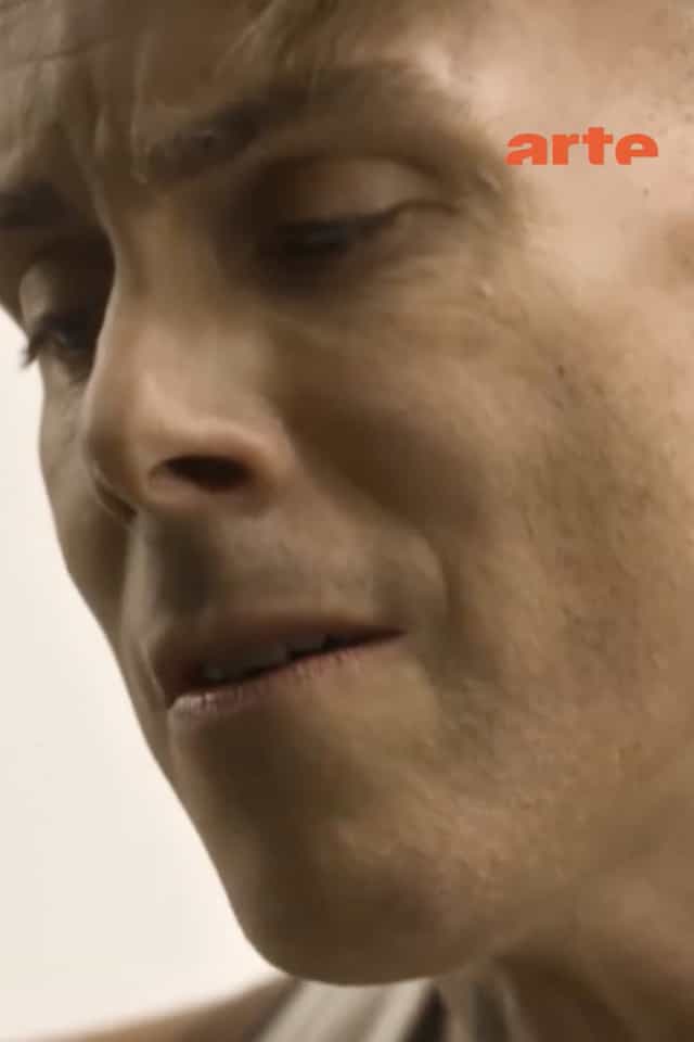 1595649