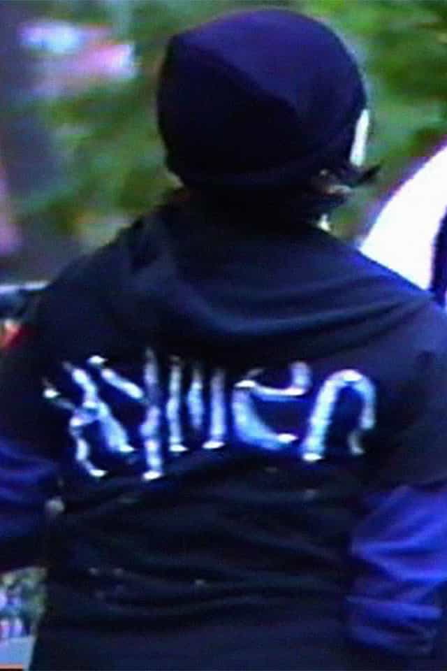 1098760