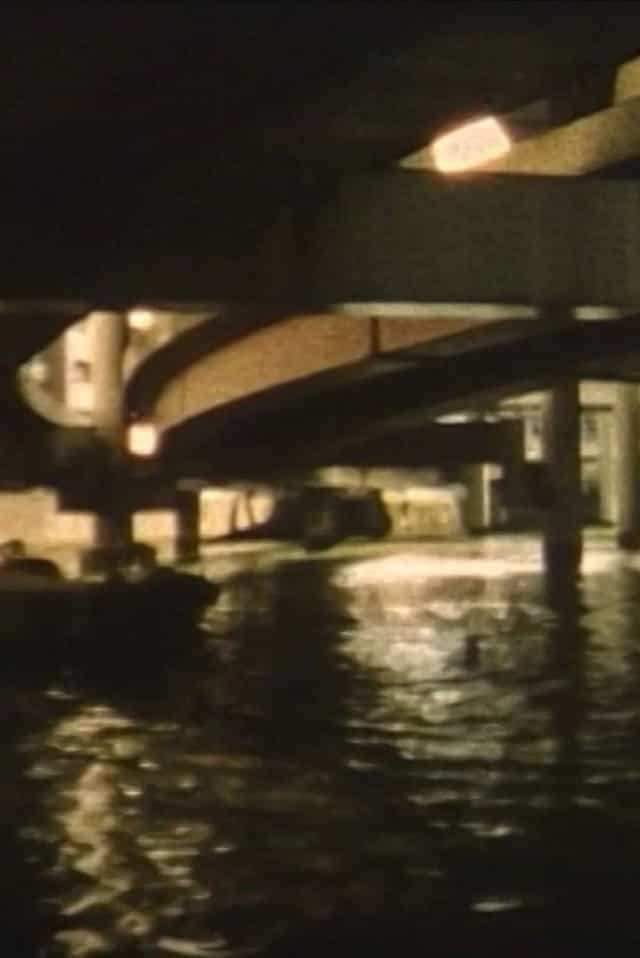 648842